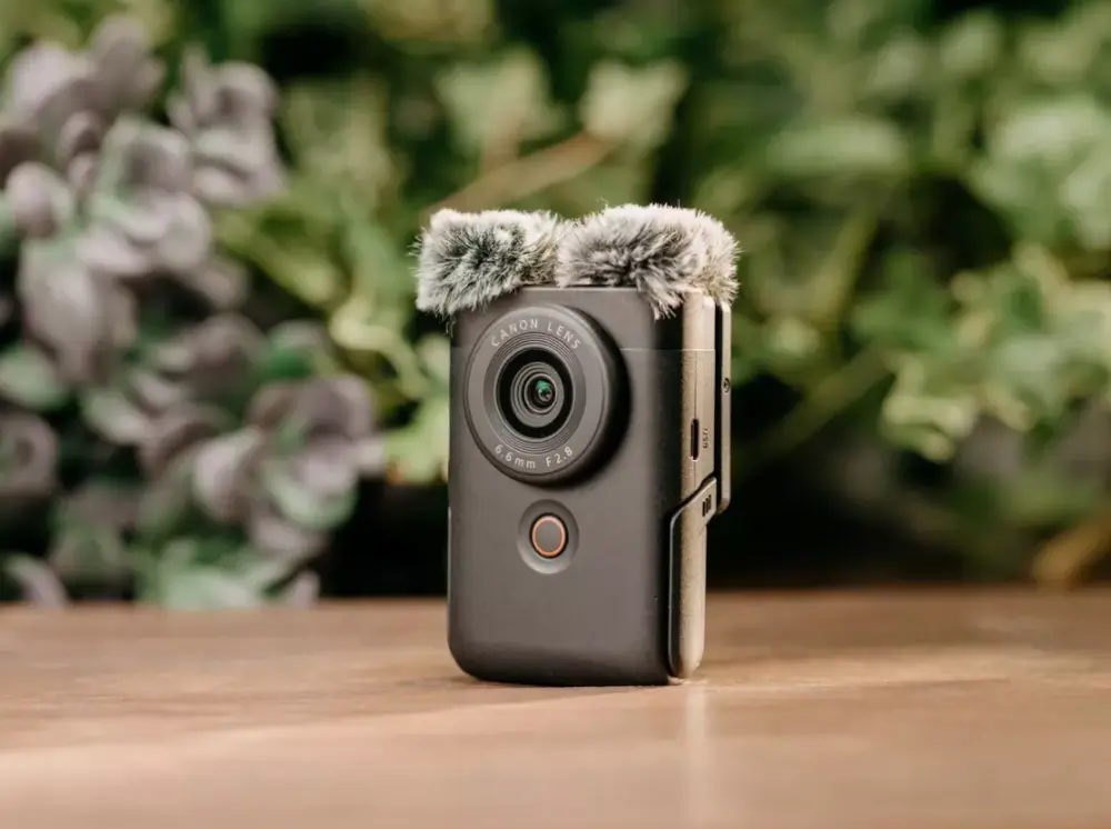 מצלמה דיגיטלית כסופה PowerShot V10 Vlogging