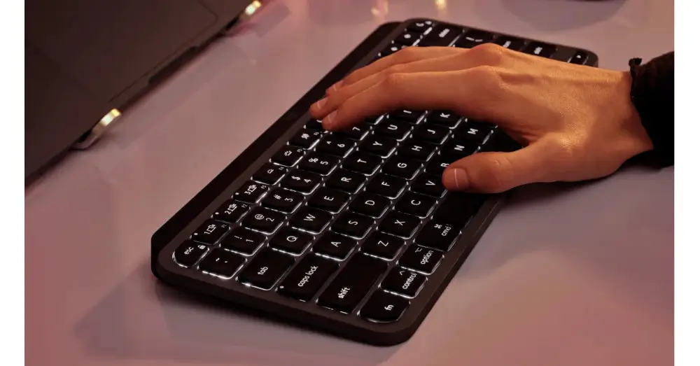 מקלדת אלחוטית דגם MX Keys Mini for Mac מבית Logitech