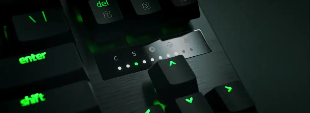 Huntsman V3 PRO Tenkeyless - התאמת מהירות בלוח