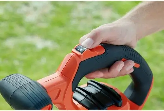 מפוח, מגרסה ושואב עלים חשמלי BEBLV300 מבית Black & Decker