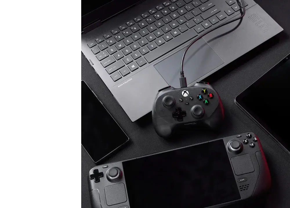 בקר חוטי דגם Clutch Tanto - Mini מבית HyperX