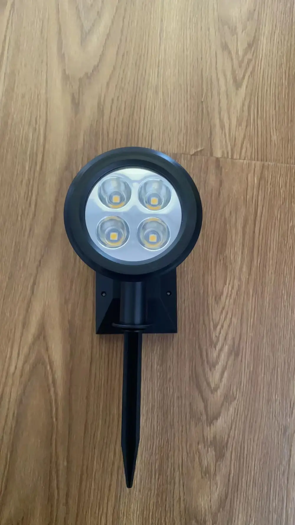 תאורת גינה סולארית דוקרן RLGL מבית Newtec