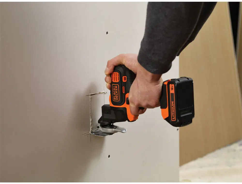 גוף ומקדחה 18V דגם MT218K-QW Multievo Multi-tool מבית Black & Decker