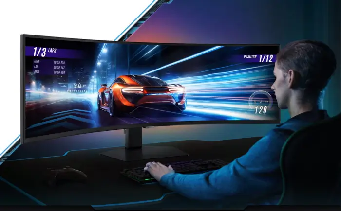 1000R curved screen with Dual QHD resolution
