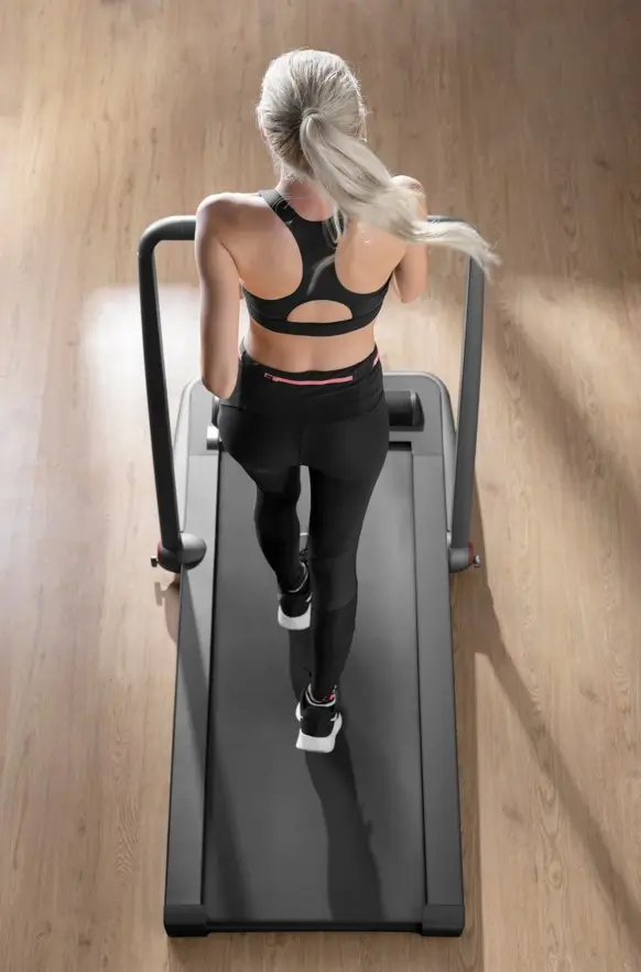 מנוע עוצמתי במיוחד הליכון מתקפל K12 מבית WalkingPad