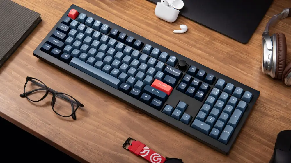 מקלדת אלחוטית מכנית V6 Max QMK/VIA מבית Keychron