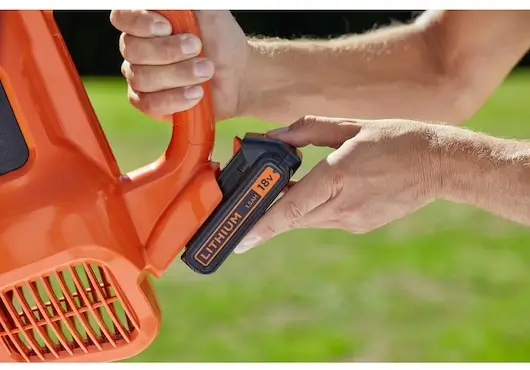 מפוח אוויר נטען 18V מדגם BCBL200L-QW מבית Black & Deker