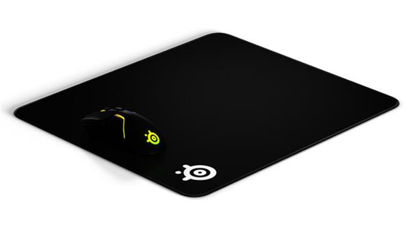 משטח לעכבר לגיימרים QcK Edge Medium SteelSeries