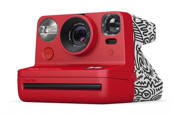 מצלמת פיתוח מהיר Now Keith Haring Limited Edition Polaroid 