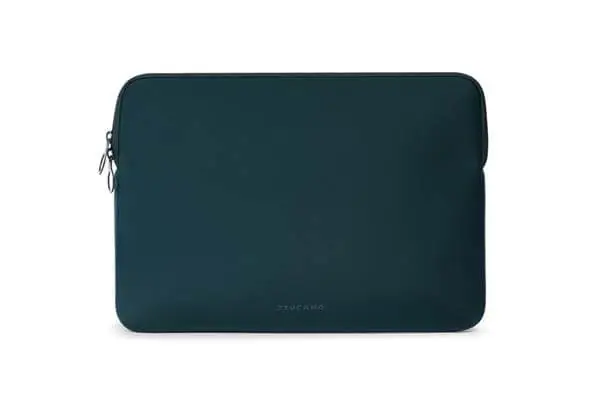 תיק מעטפה כחול לMacBook Pro 15 Top Sleeve  TUCANO